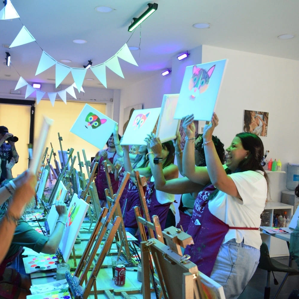 Celebra y disfruta con  Art & Wine